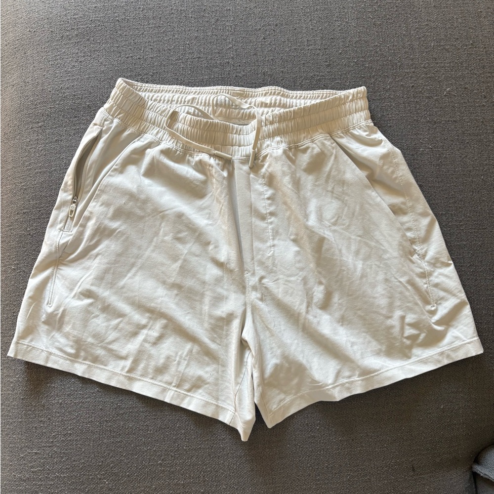 Lululemon Pace Breaker Linerless Short 5" color BONE like new condition medium